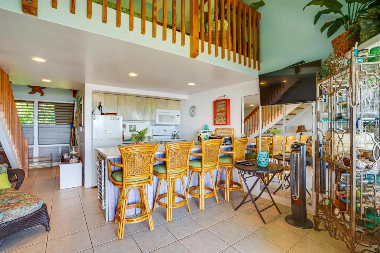 Oceanfront Maunaloa Condo, Steps To Pool And Beach!